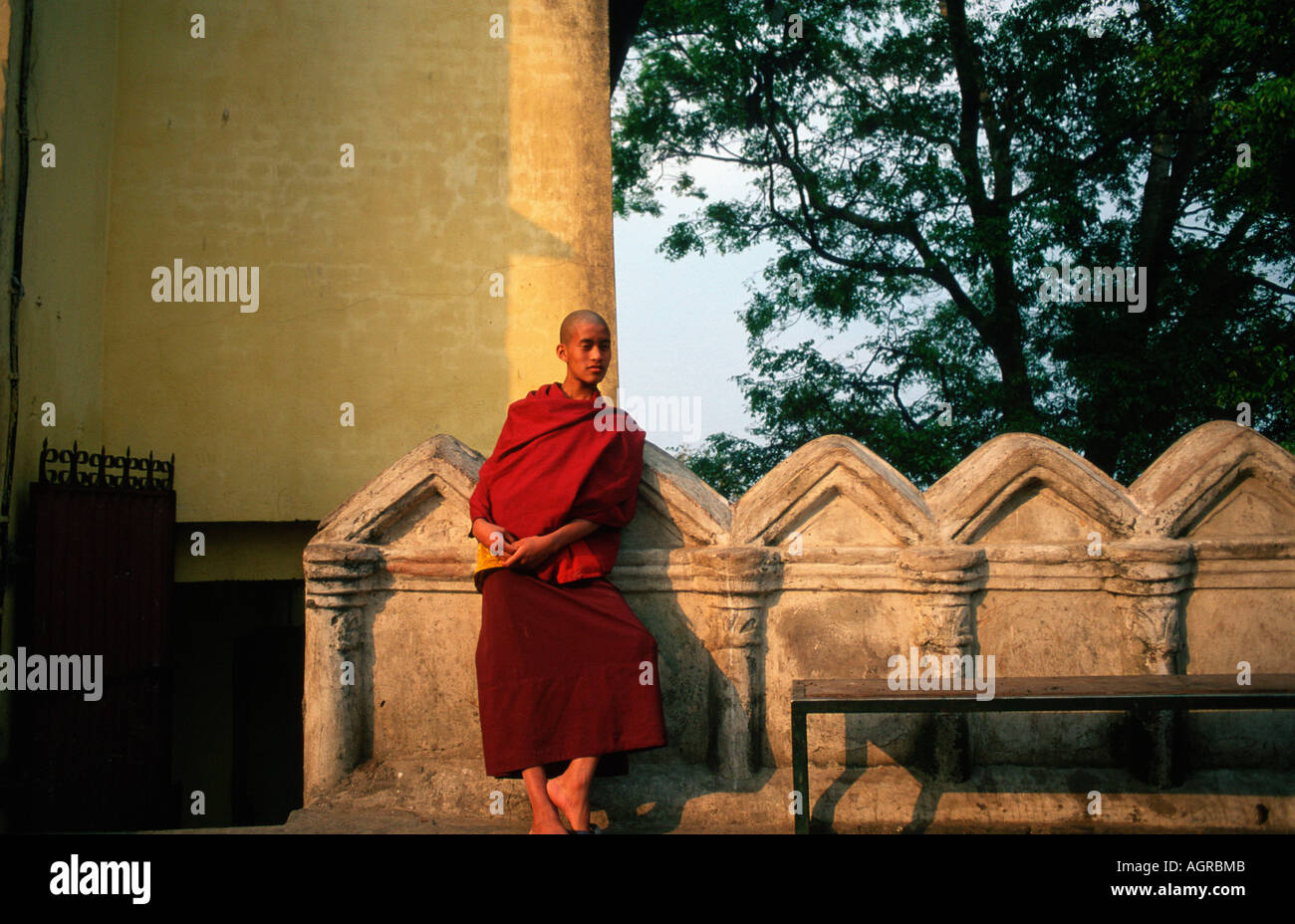Buddhist monk / Kathmandu / Buddhistischer Moench Stock Photo - Alamy