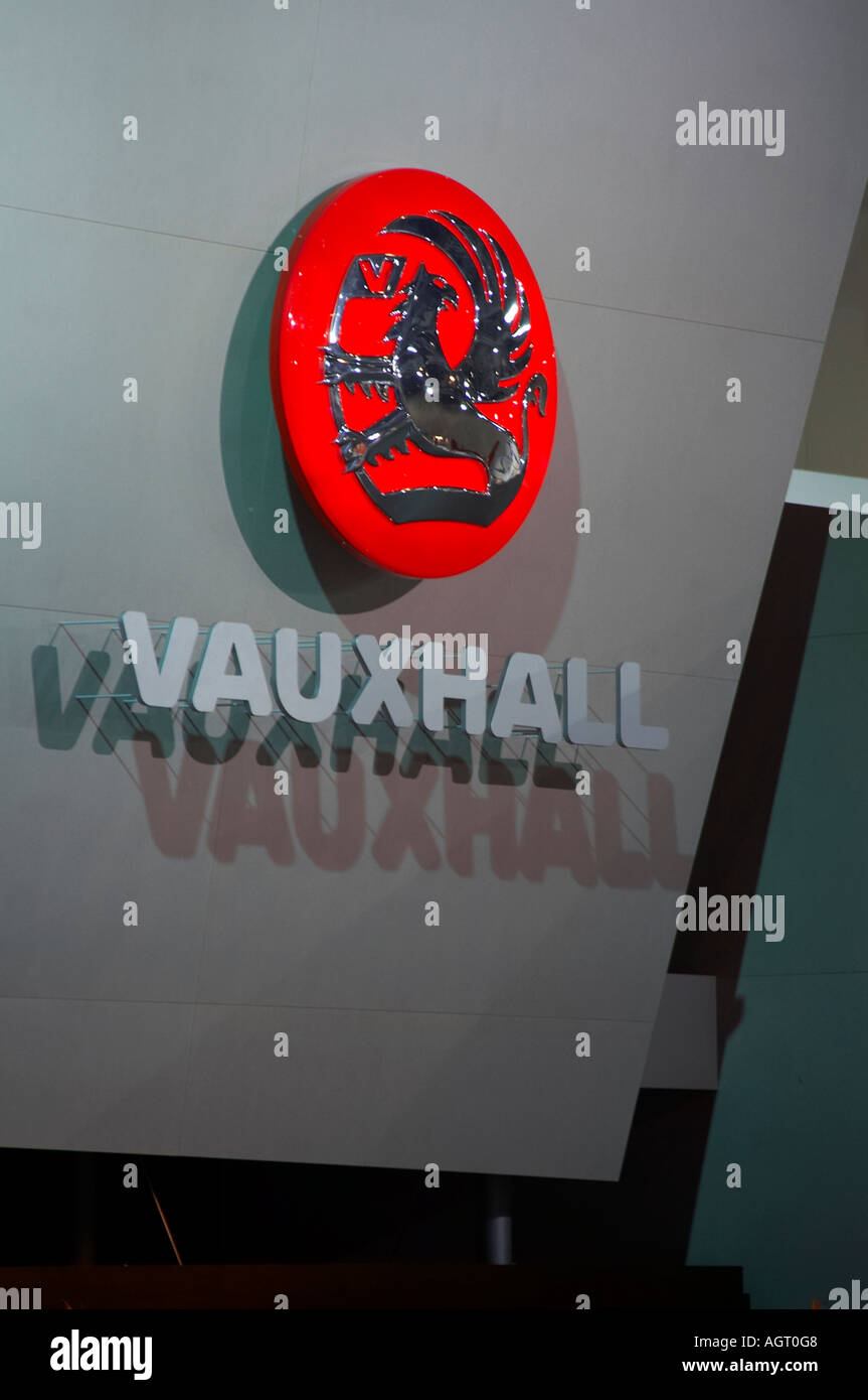 Vauxhall, badge, logo, engineering, general, motors, English, brand, griffin Stock Photo Alamy