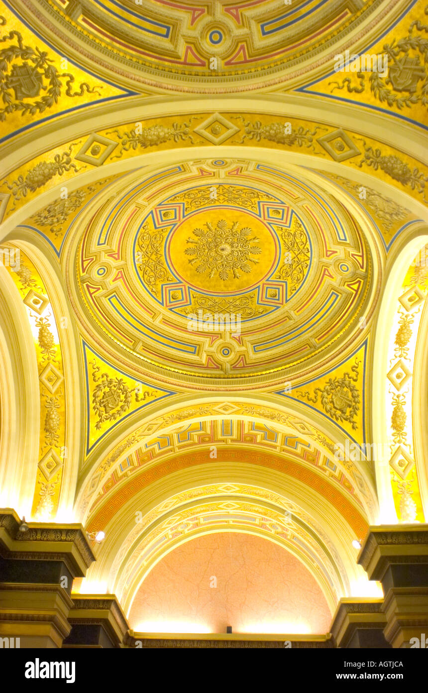 Viennes hi-res stock photography and images - Alamy