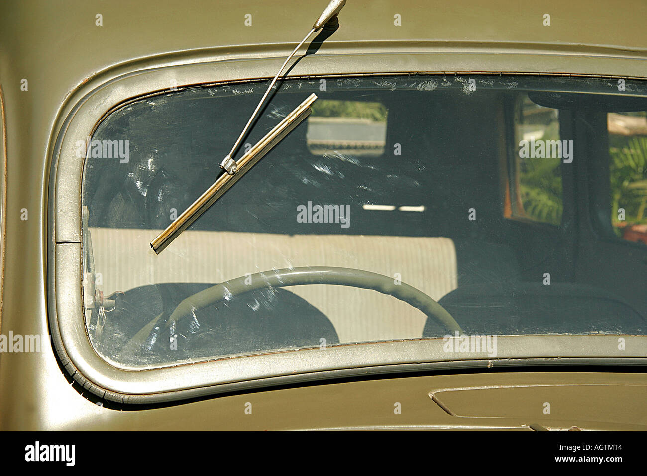 Car vintage wiper hi-res stock photography and images - Alamy