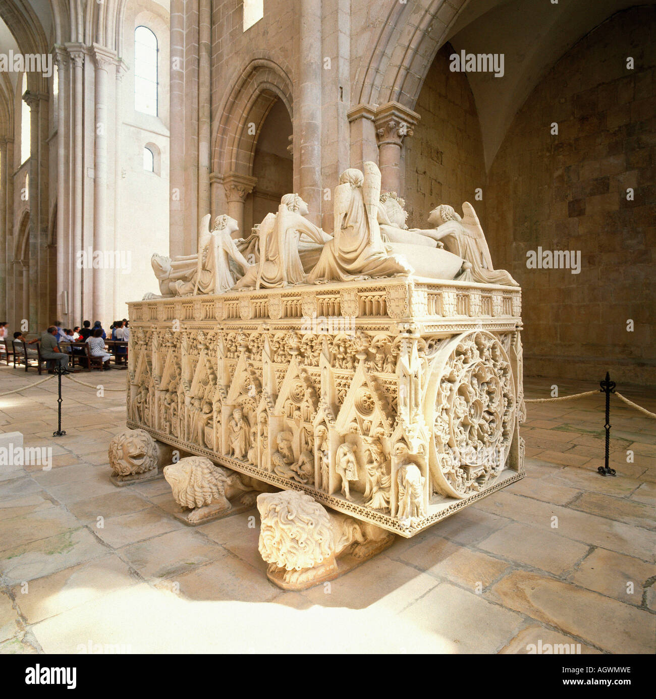 7 Suplício dos assassinos de D. Inês de Castro - História de Portugal,  popular e ilustrada Stock Photo - Alamy