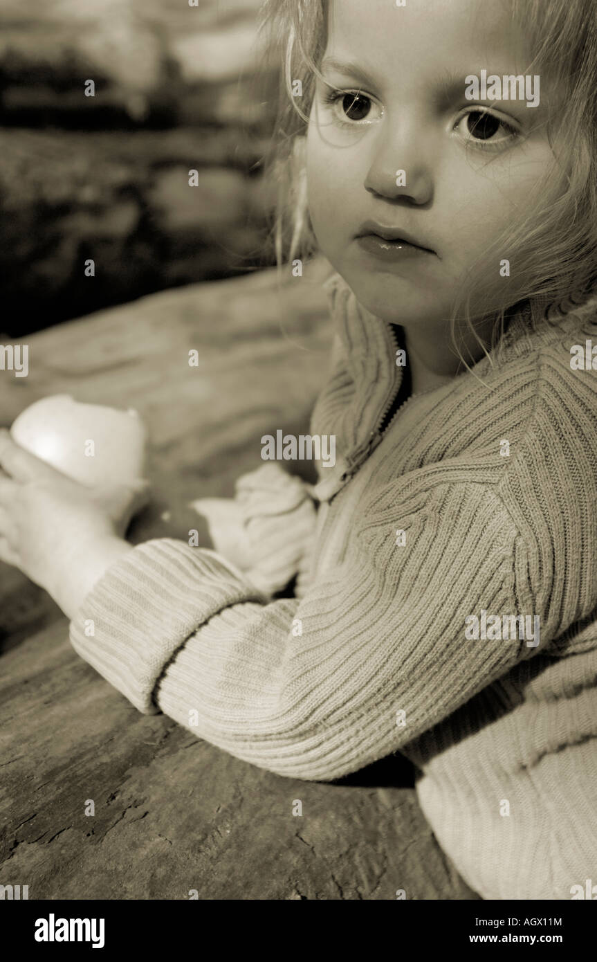 black and white portrait of a cute little girl Stock Photo - Alamy