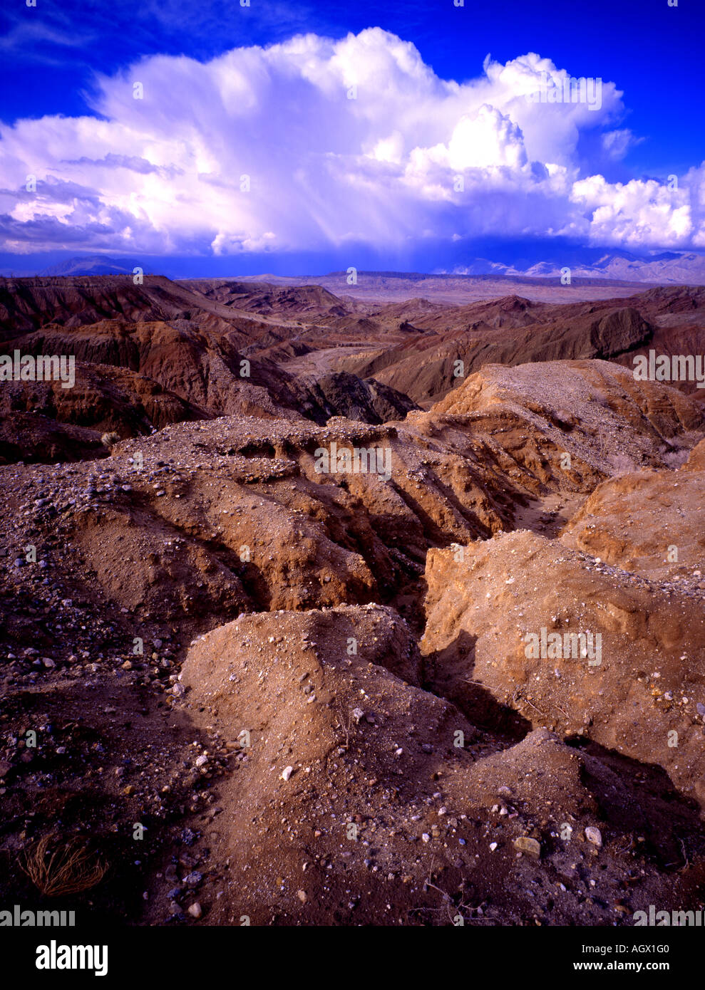 Thunderhead Storm Clouds Over The Anza Borrego Desert State Park, Borrego Springs, San Diego County, California, United States Stock Photo