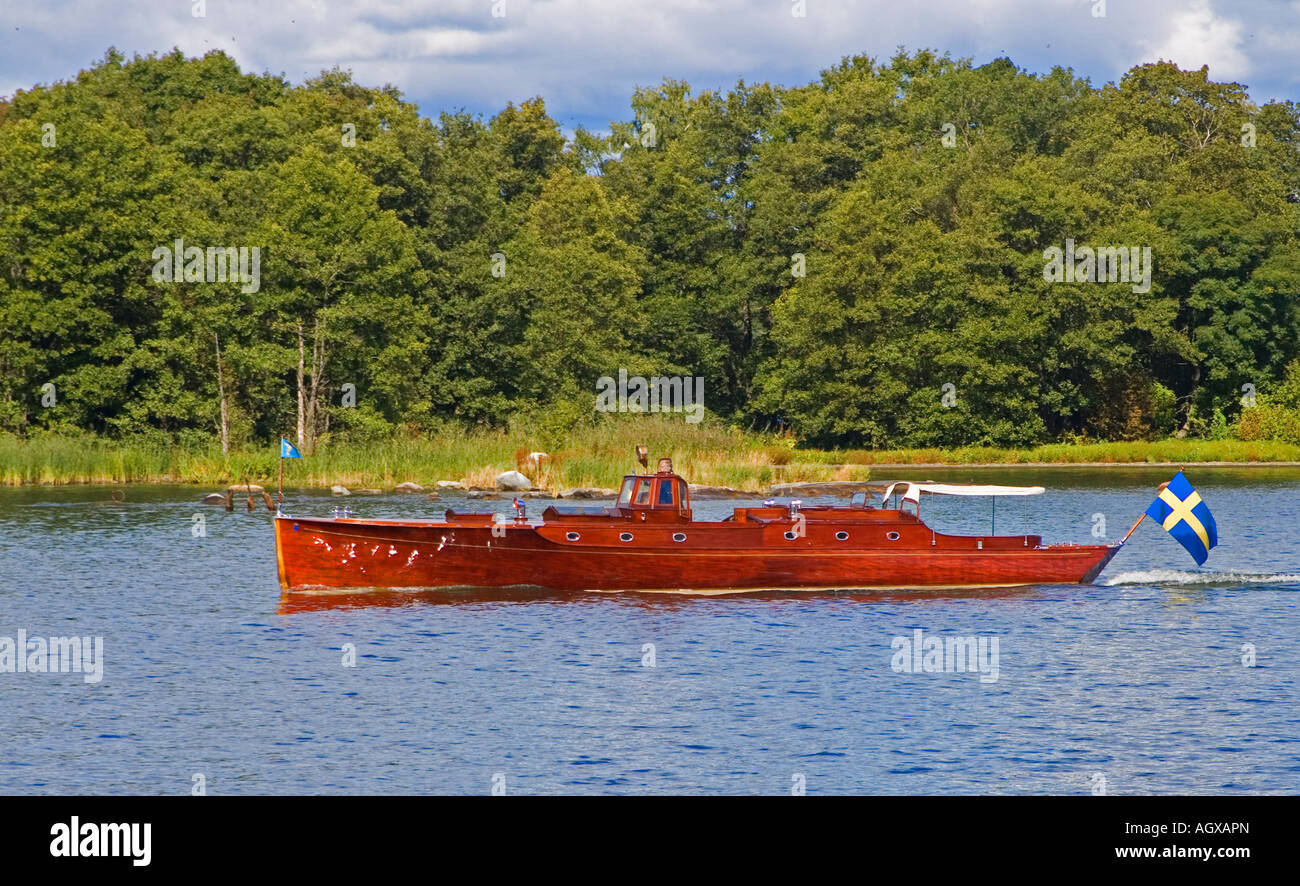 Mahogany boat Stock Photo: 14297516 - Alamy