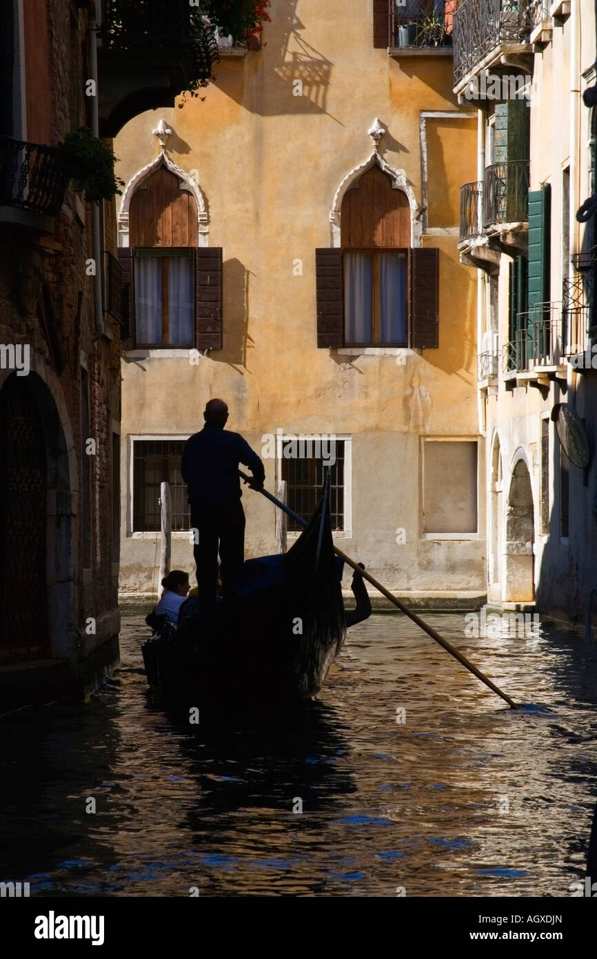 Approaching venice boat hi-res stock photography and images - Alamy