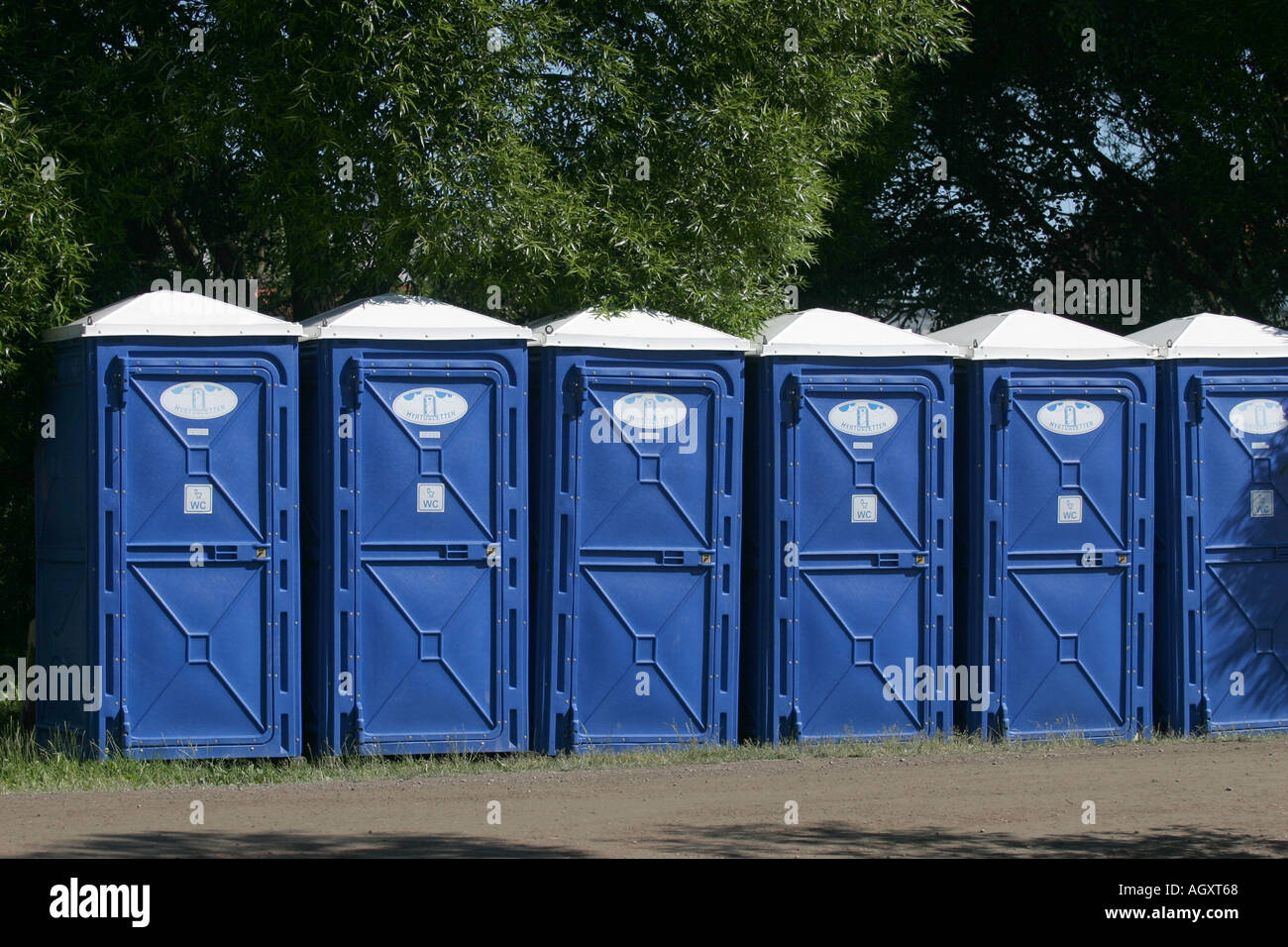 Portable loo toilet hires stock photography and images Alamy