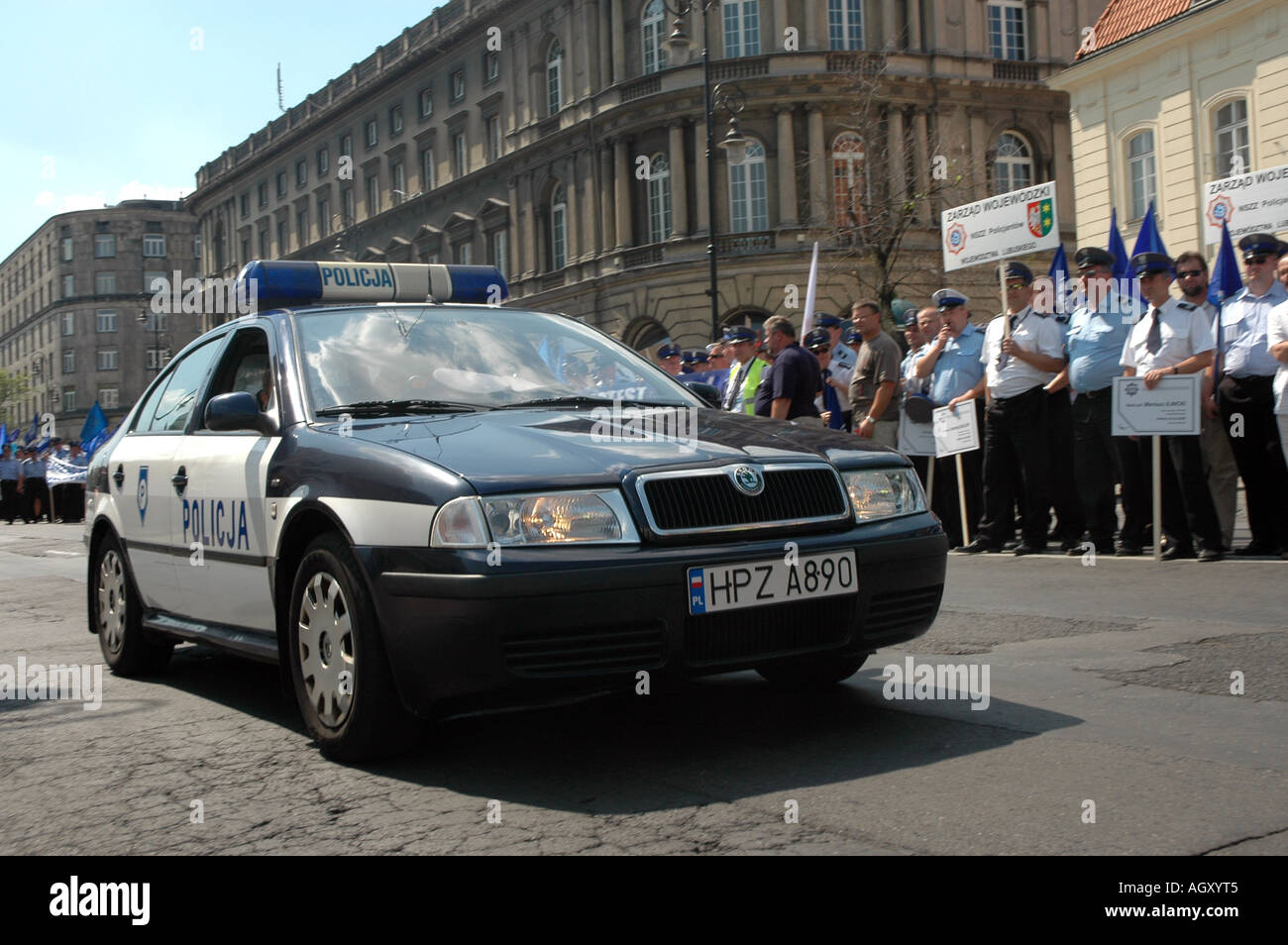 Skoda Octavia police car in Warsaw, Poland Stock Photo - Alamy