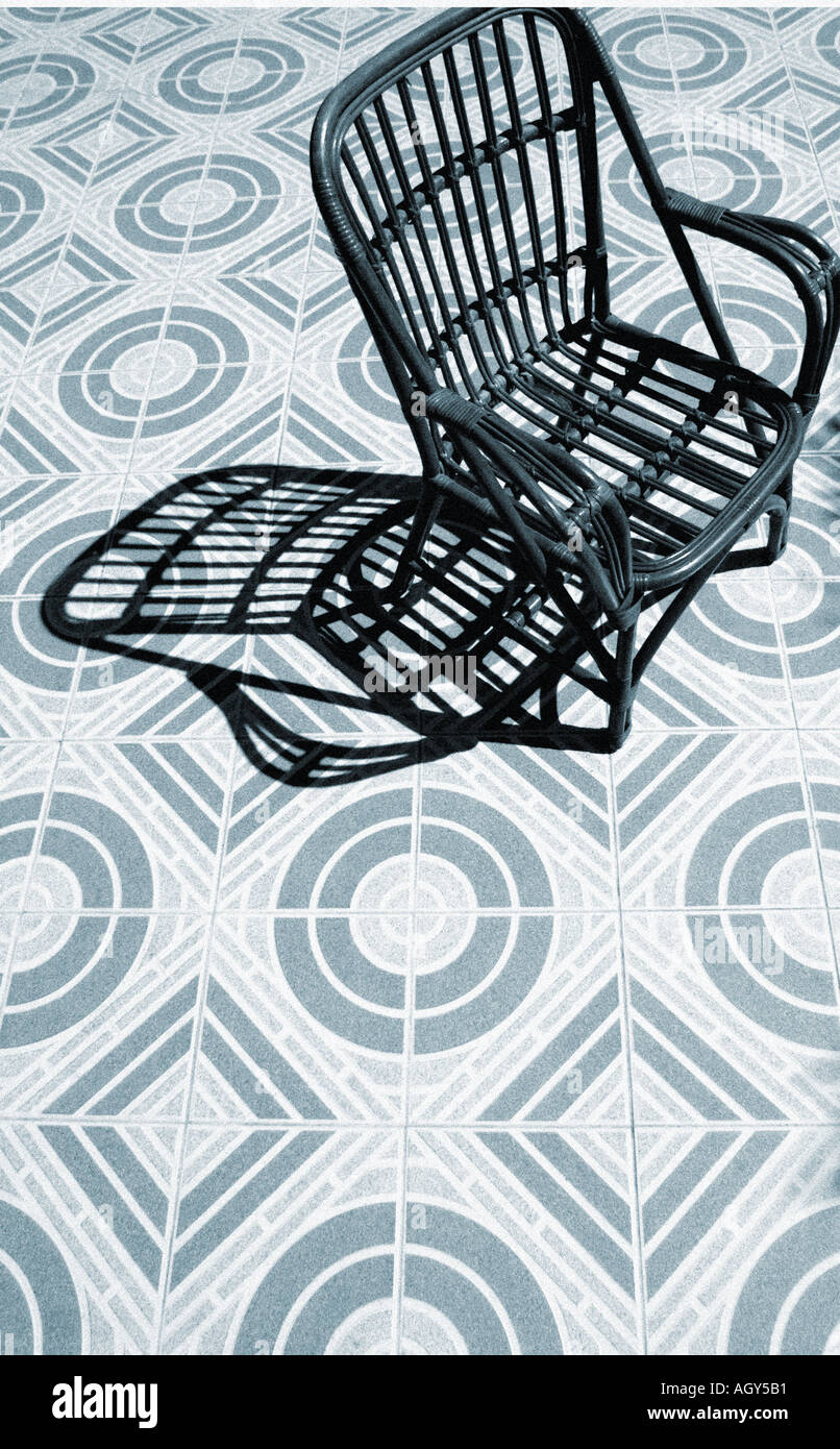 Chair circles hi-res stock photography and images - Alamy