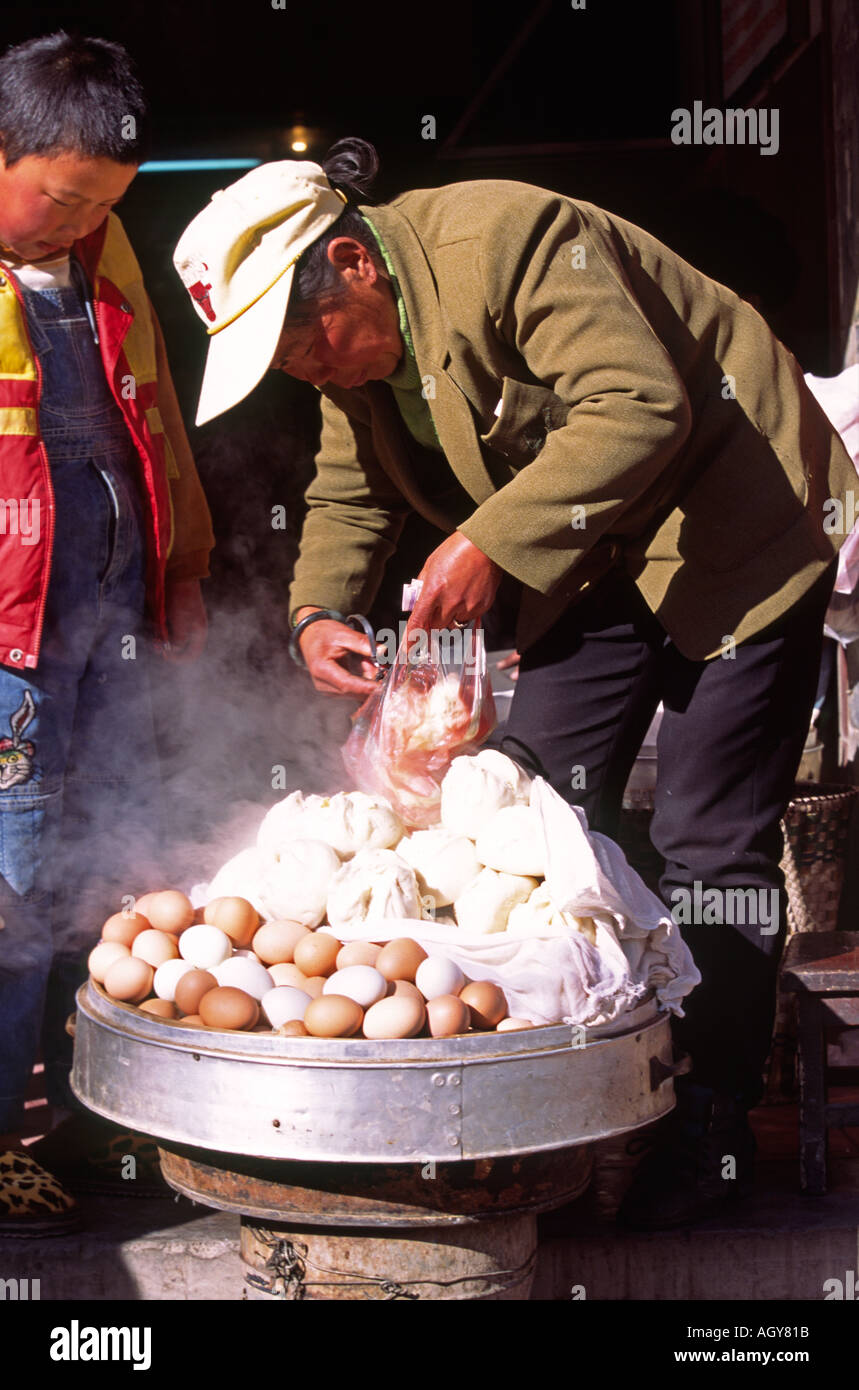 China eating force hi-res stock photography and images - Alamy