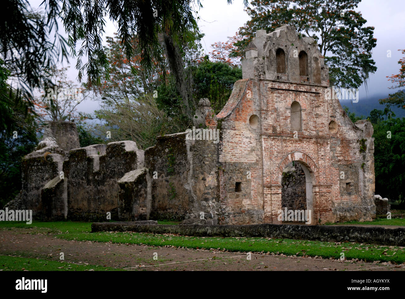 Ruins of colonial church at Ujarras, Valle de Orosi, Costa Rica Stock Photo