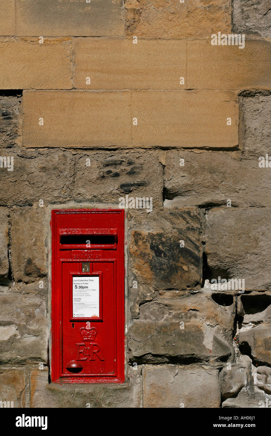 Red pillar box Stock Photo Alamy
