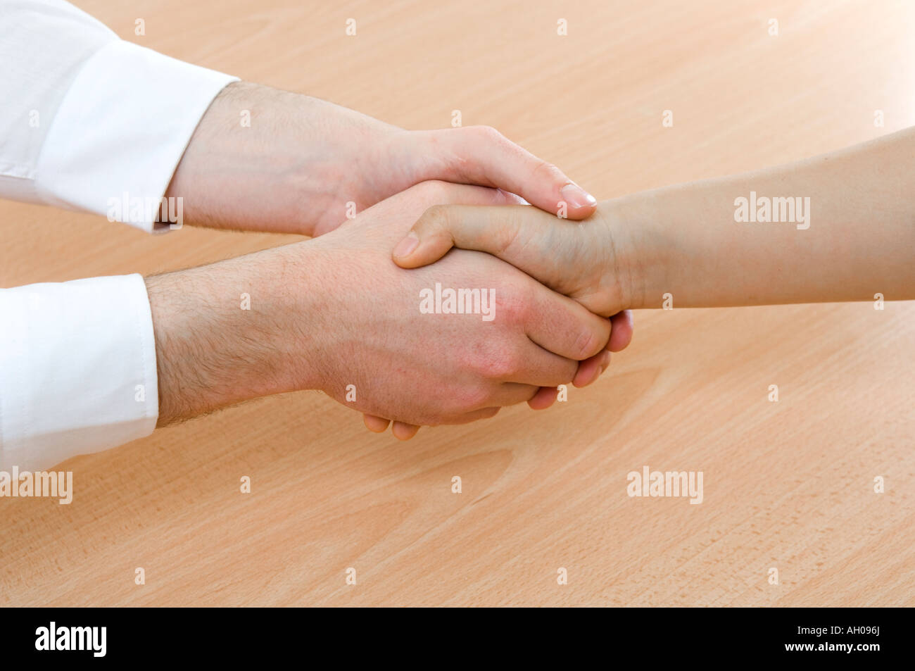 Hand shake illustration hi-res stock photography and images - Alamy