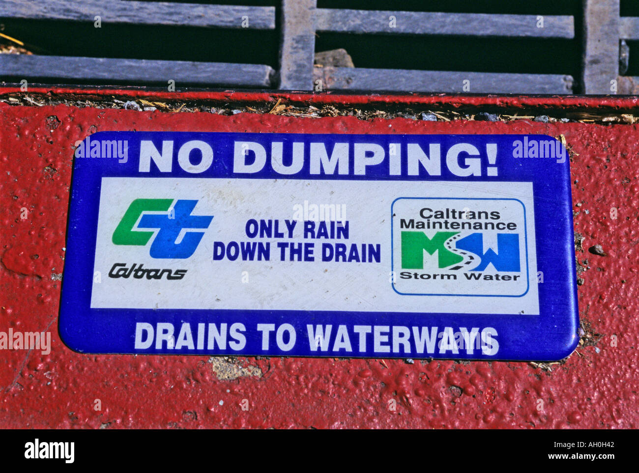 'No ^Dumping sign, 'storm drain', California' Stock Photo