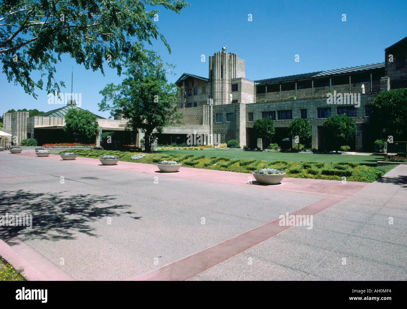 Arizona Biltmore Hotel, East Sahuaro Drive at Camino Acequia, Phoenix, Arizona, 1927. Exterior. Architect: Frank Lloyd Wright Stock Photo