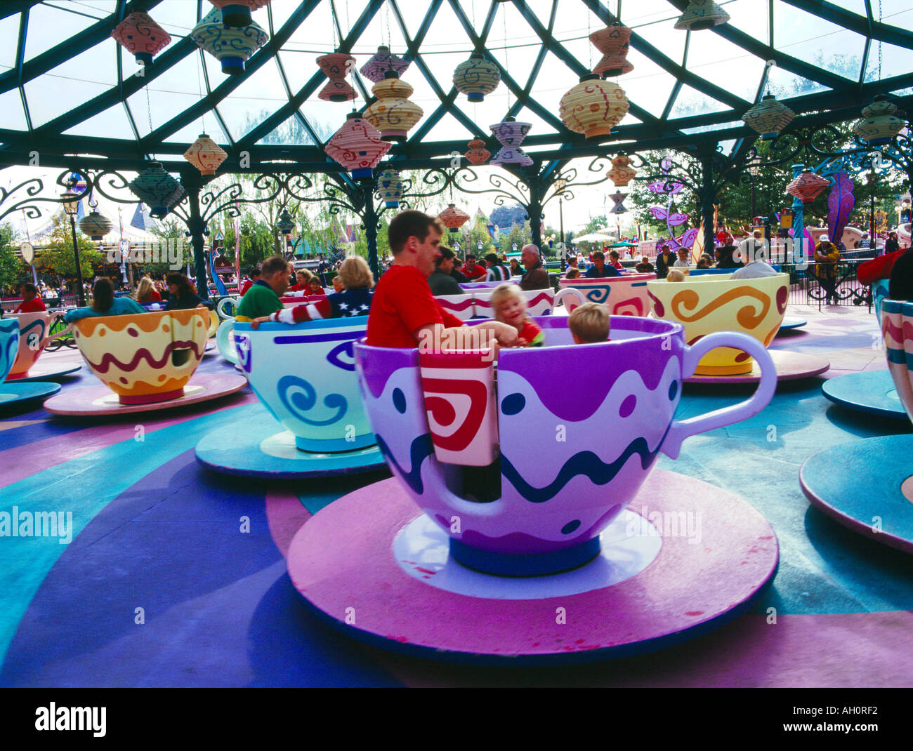 Paris France Eurodisney Teacup Ride Stock Photo Alamy