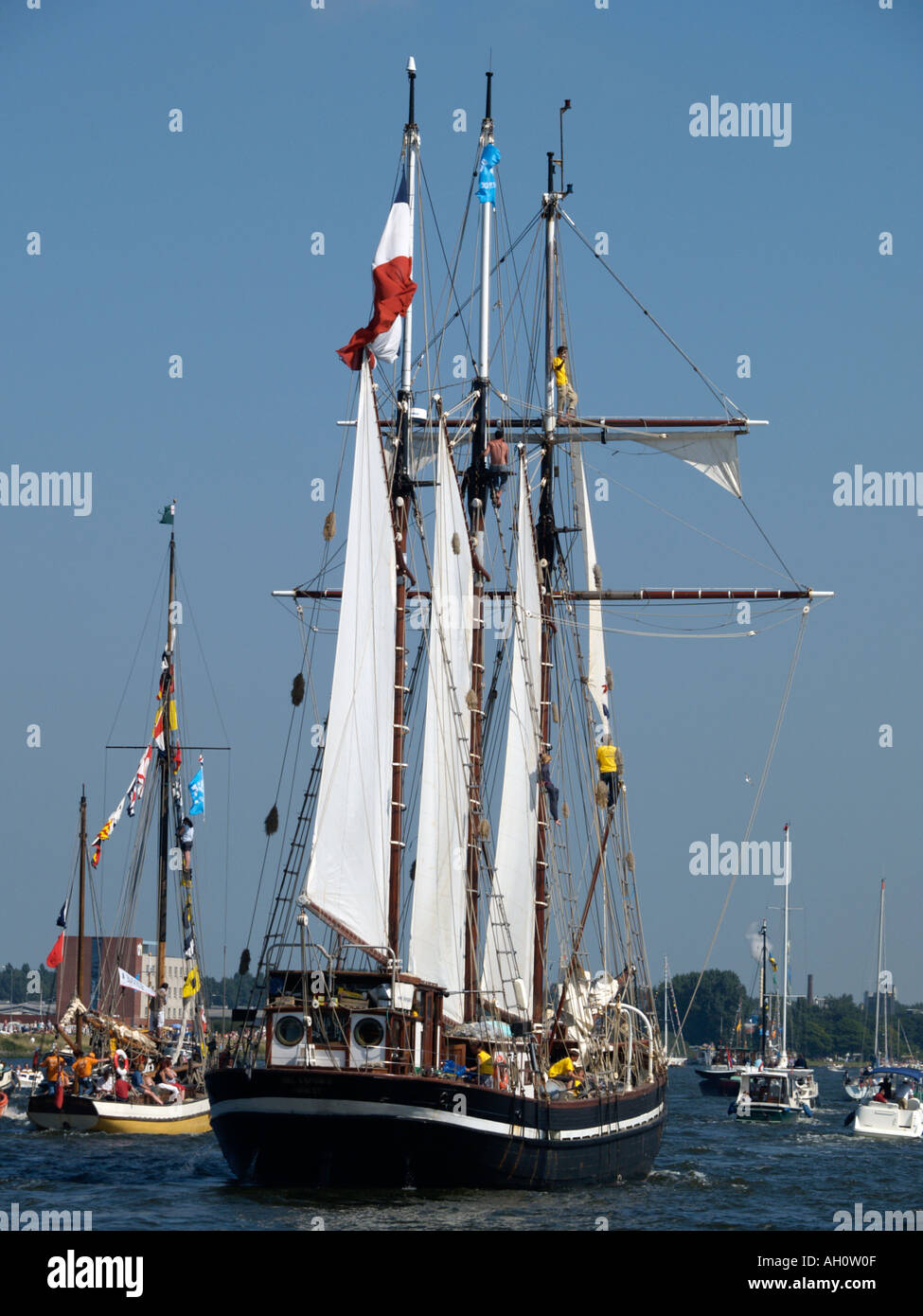 French topsail schooner Bel Espoir II arriving in Amsterdam for the Sail Amsterdam 2005 tall ship event Stock Photo
