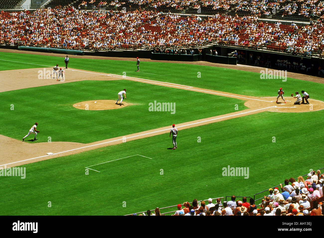 Baseball spectators hires stock photography and images Alamy