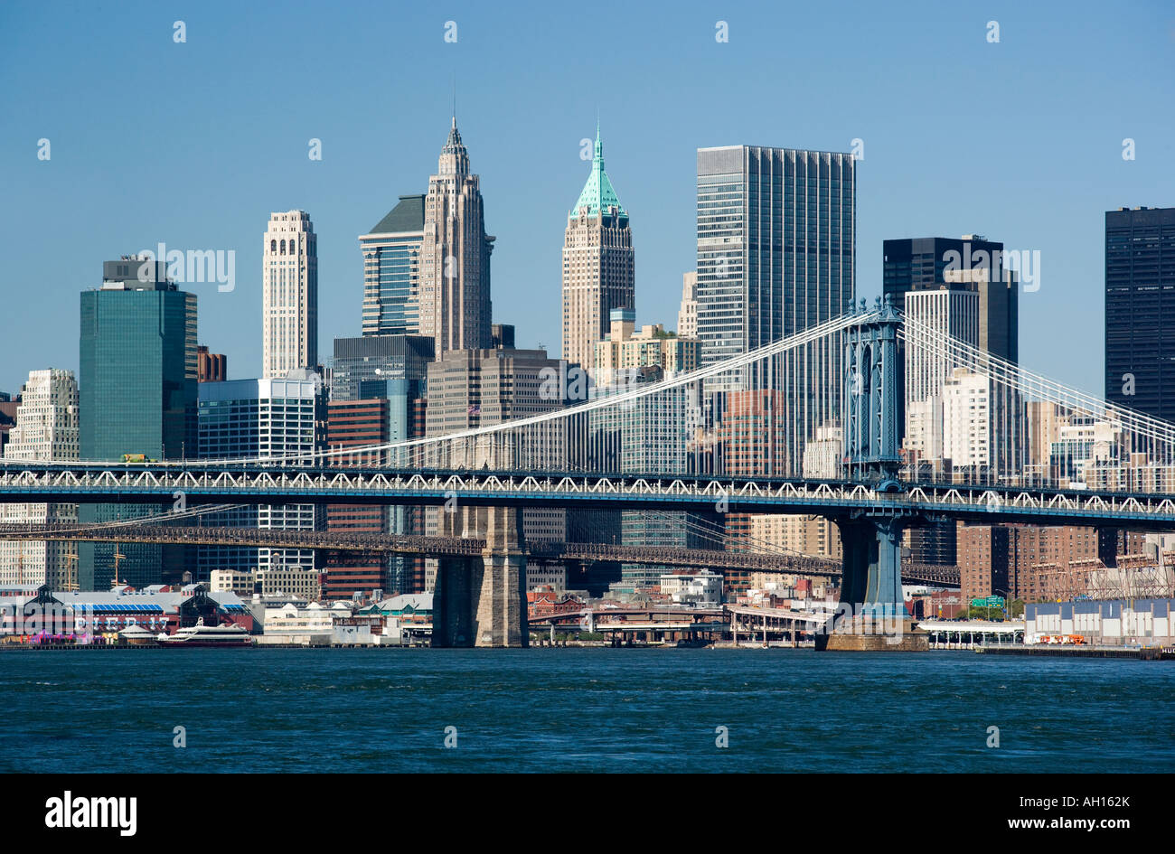 DOWNTOWN SKYLINE EAST RIVER MANHATTAN NEW YORK CITY USA Stock Photo - Alamy