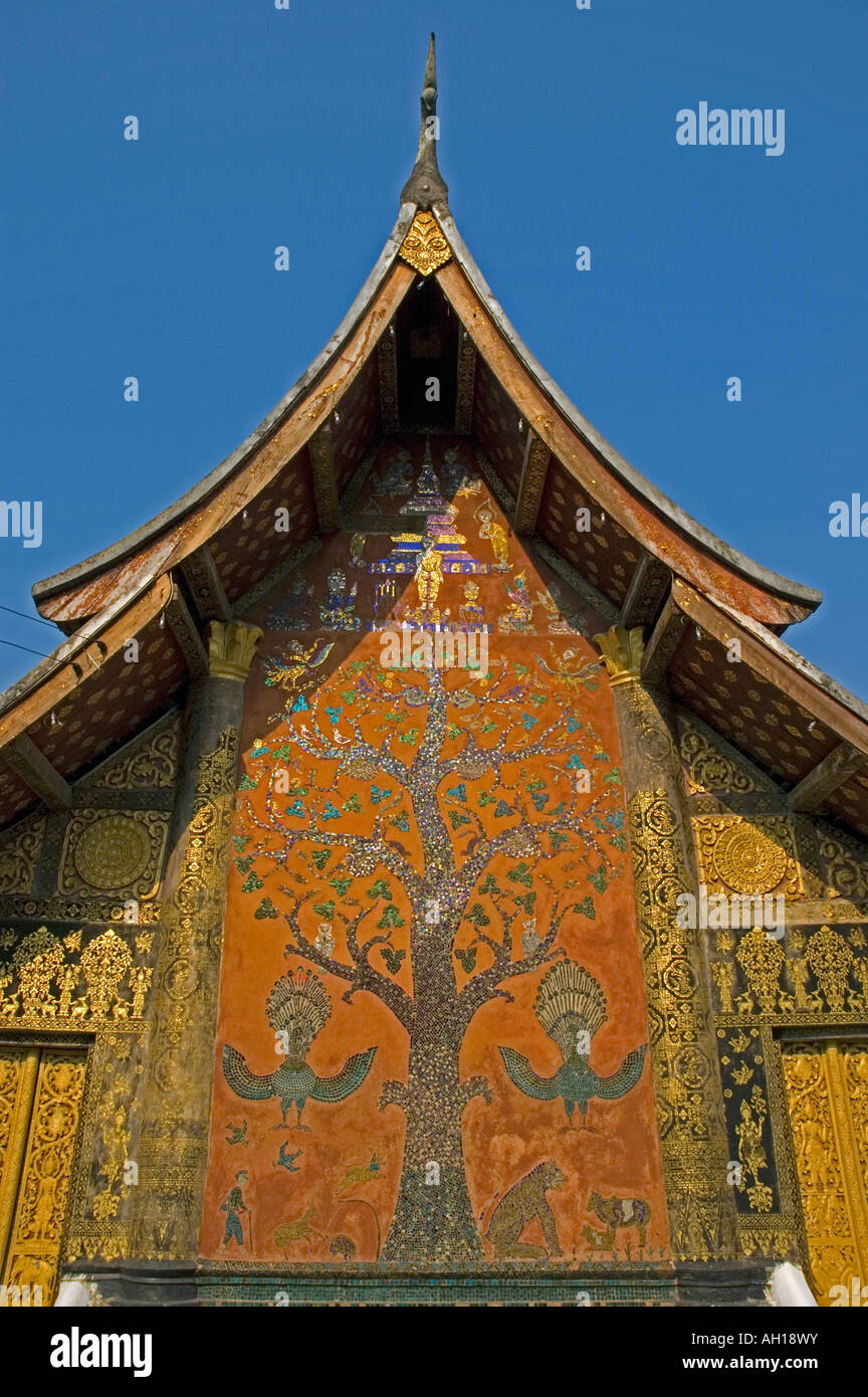 Xieng Tree Tree of Life mosaic on the back of the sim at Wat Xieng Thong, Luang ...