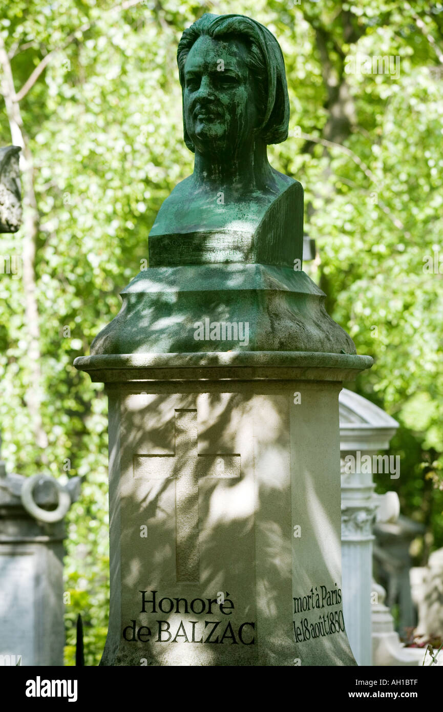 Balzac grave tomb in Pere Lachaise graveyard in Paris Stock Photo