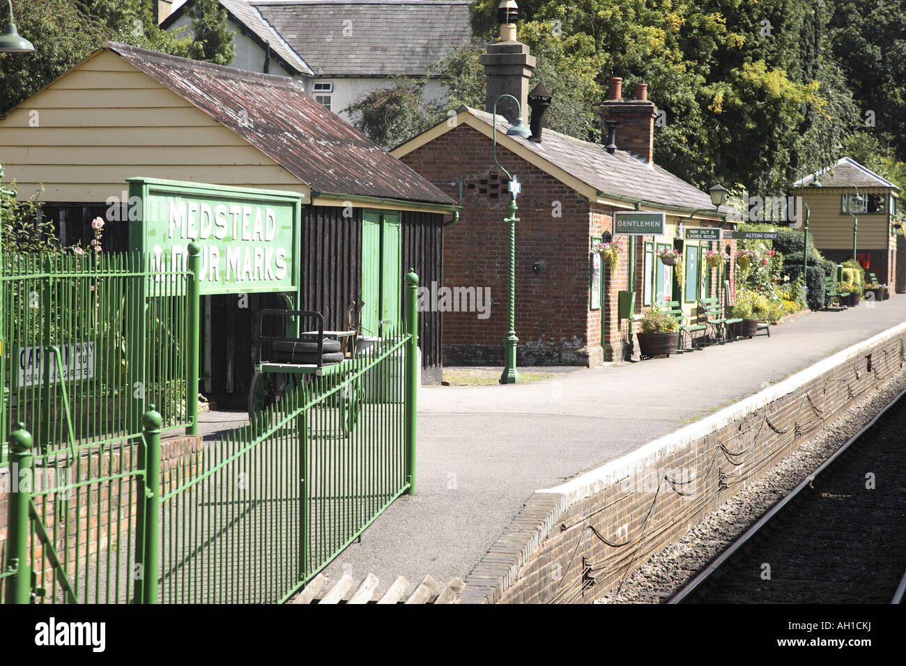 Four marks hampshire hires stock photography and images Alamy