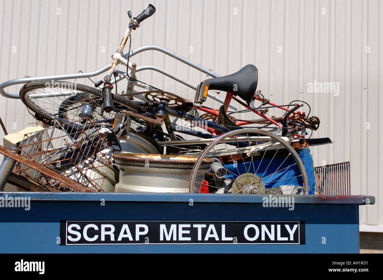 scrap metal recycling bin Stock Photo Alamy