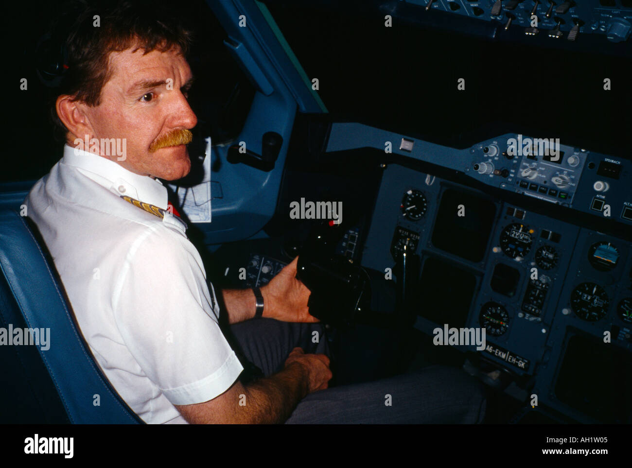 Dubai UAE Emirates Airline Plane Flight Deck Pilot Stock Photo Alamy