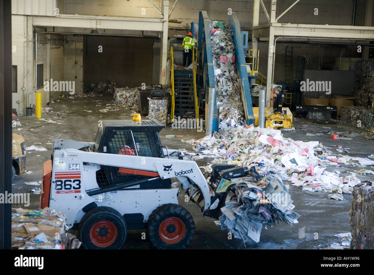 Recycling facility sorting recycled paper Stock Photo Alamy