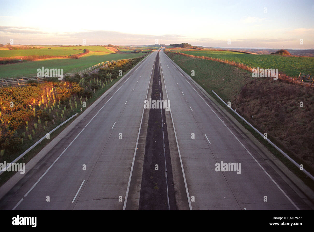 Dual Carriageway Road Stock Photos & Dual Carriageway Road Stock Images ...