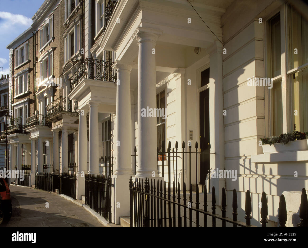 London ladbroke terrace hires stock photography and images Alamy London ladbroke terrace hires stock photography and images Alamy