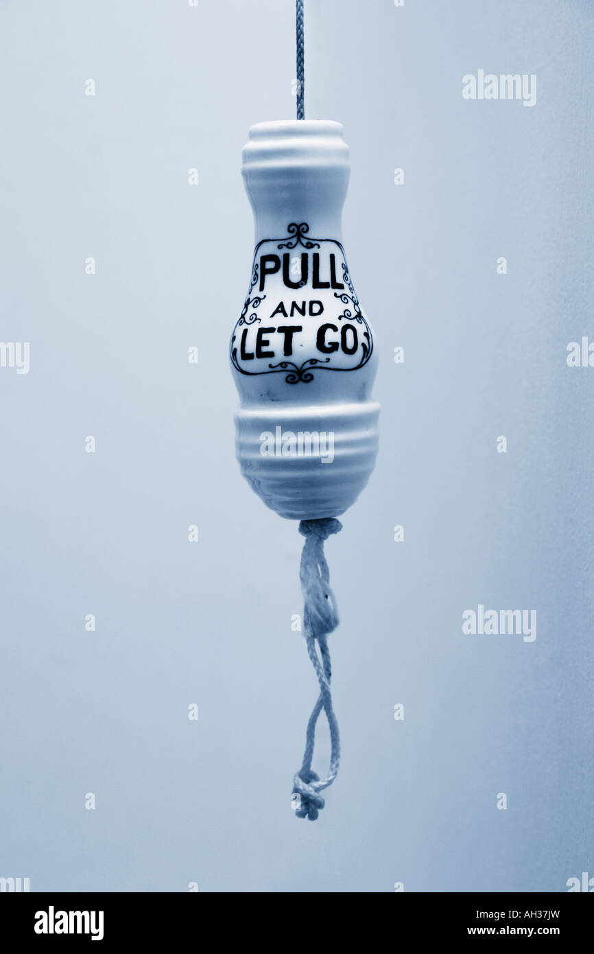 Pull chain toilet hires stock photography and images Alamy