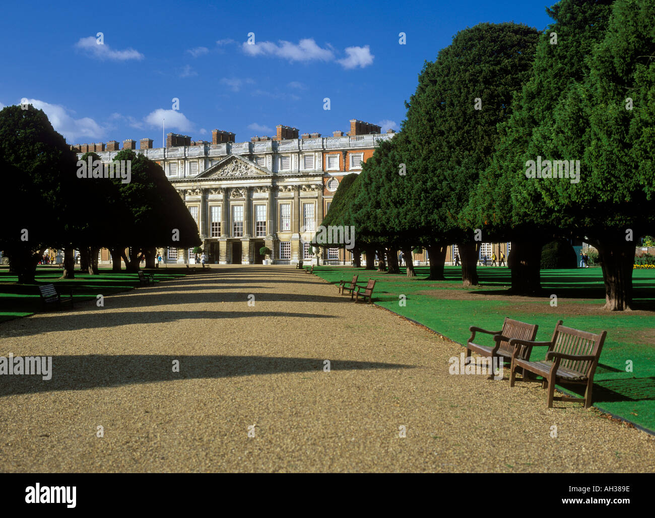 UK London Hampton Court Palace Stock Photo Alamy UK London Hampton Court Palace Stock Photo Alamy