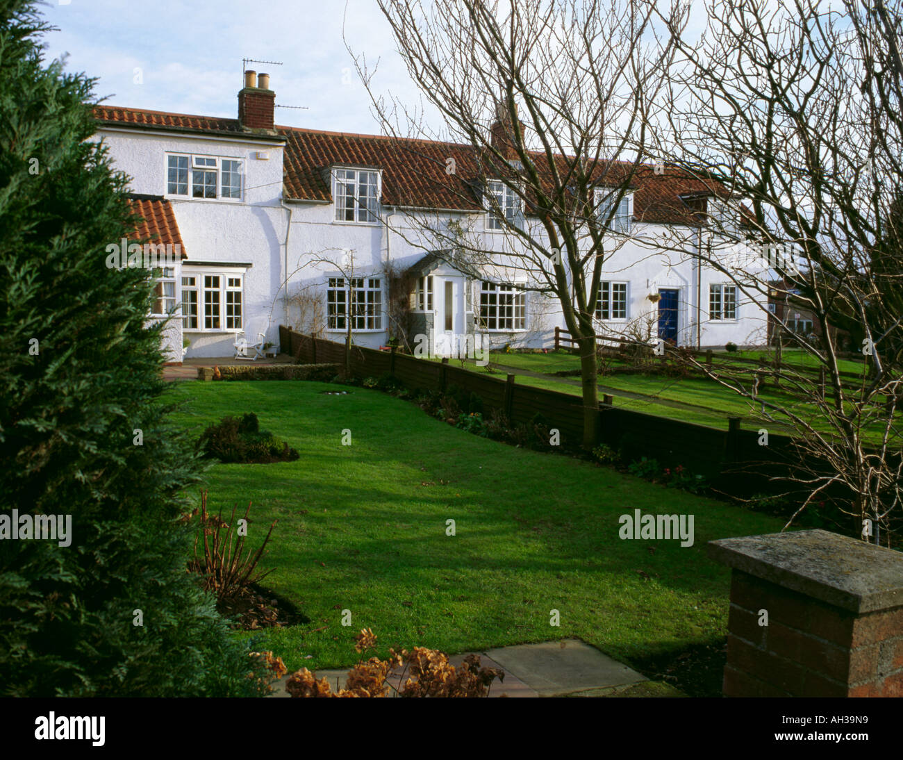 Whitewashed stone houses, Seamer, North Yorkshire, England, UK Stock