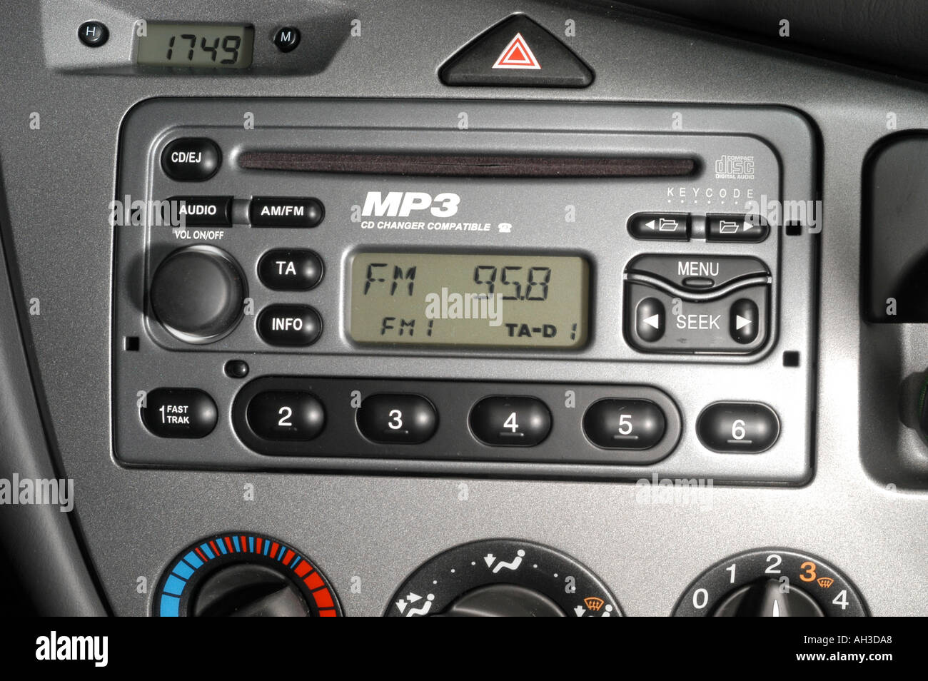 Ford Focus Radio and MP3 Player Stock Photo - Alamy