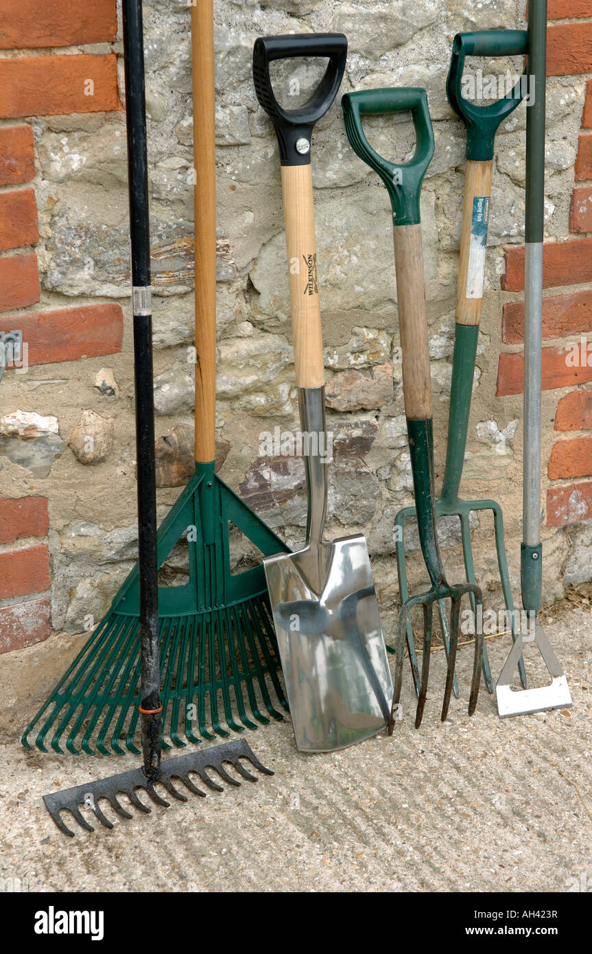 Sharpening a garden hoe deals