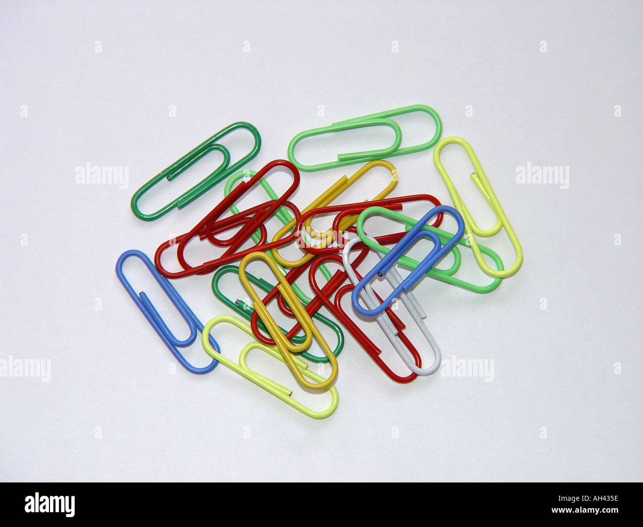 Uk paper clips hi-res stock photography and images - Alamy