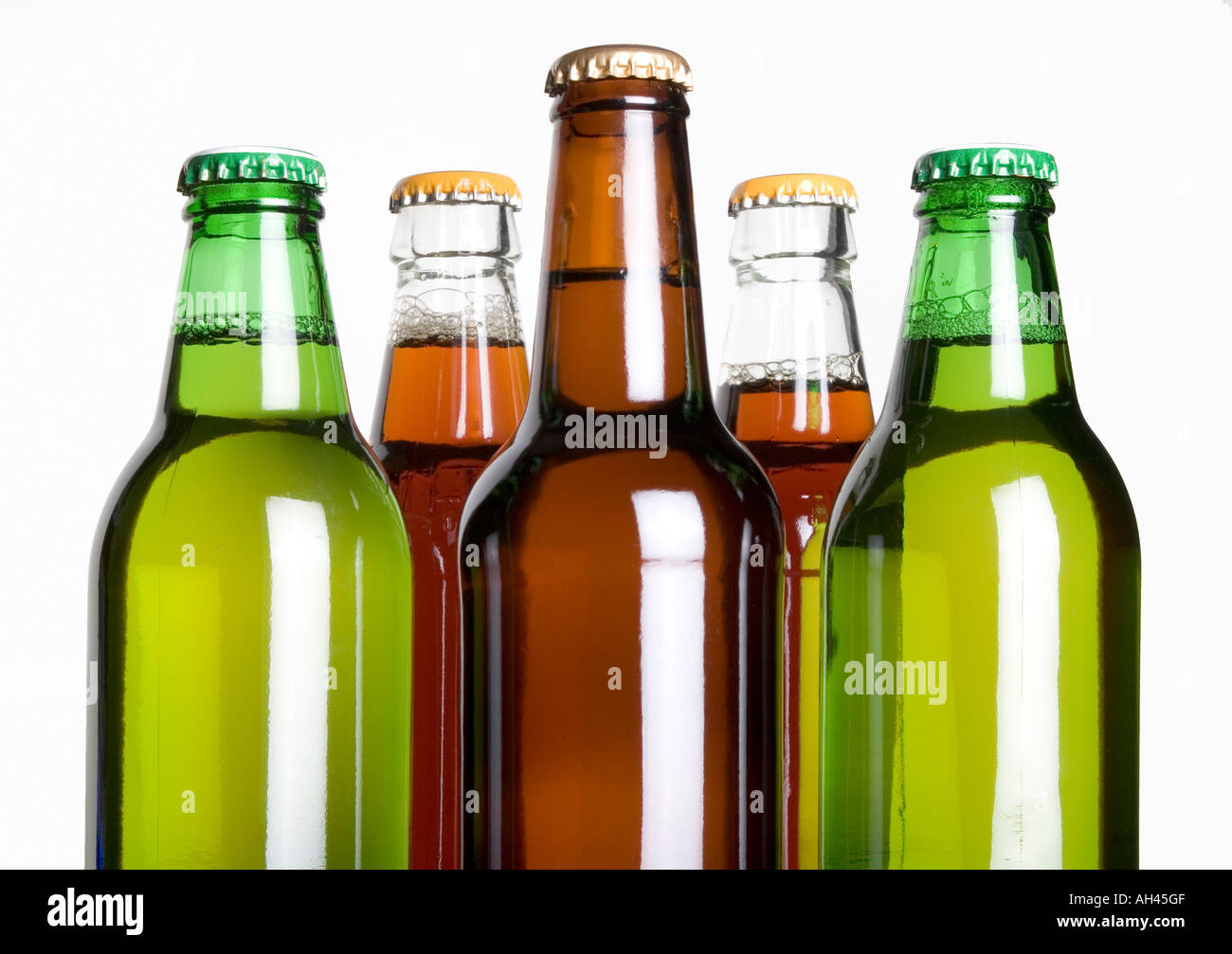 Dark bottles alcoholic beverage hi-res stock photography and images - Alamy