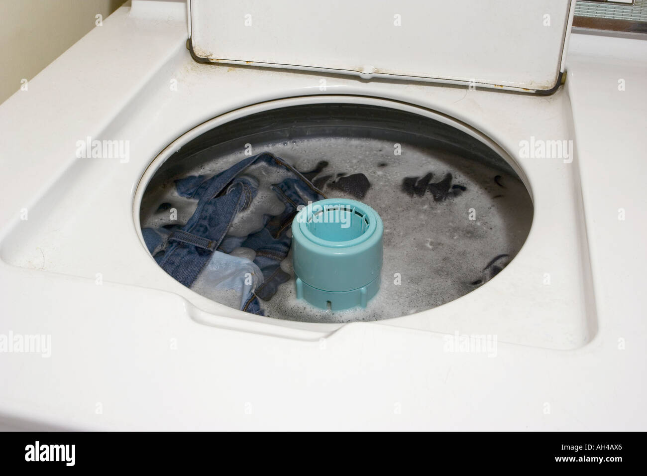 vintage laundry machine washing clothes Stock Photo Alamy