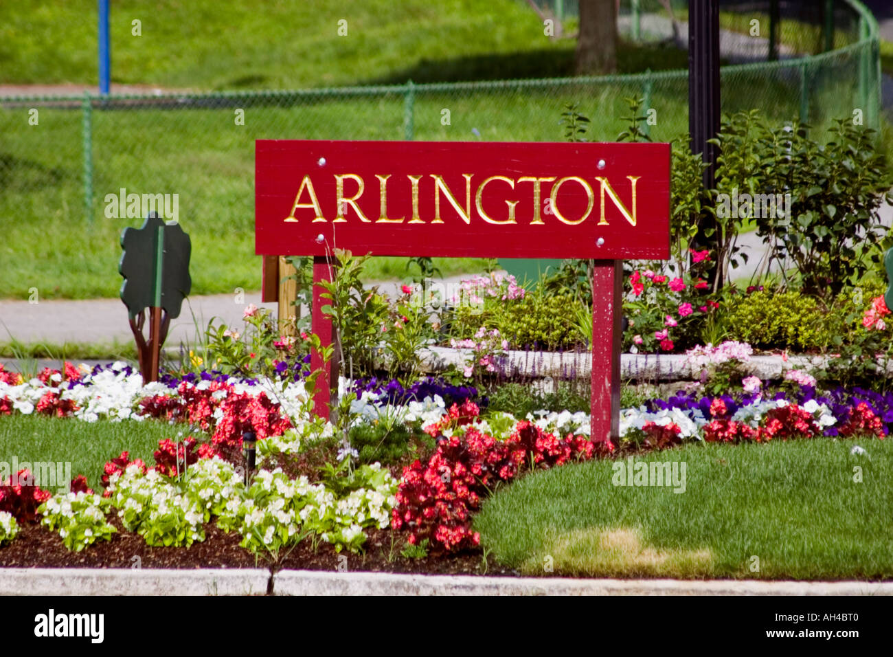 Entrance To Arlington Massachusetts Stock Photo Alamy