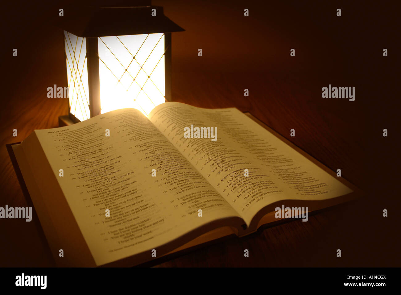 Illuminated bible hires stock photography and images Alamy
