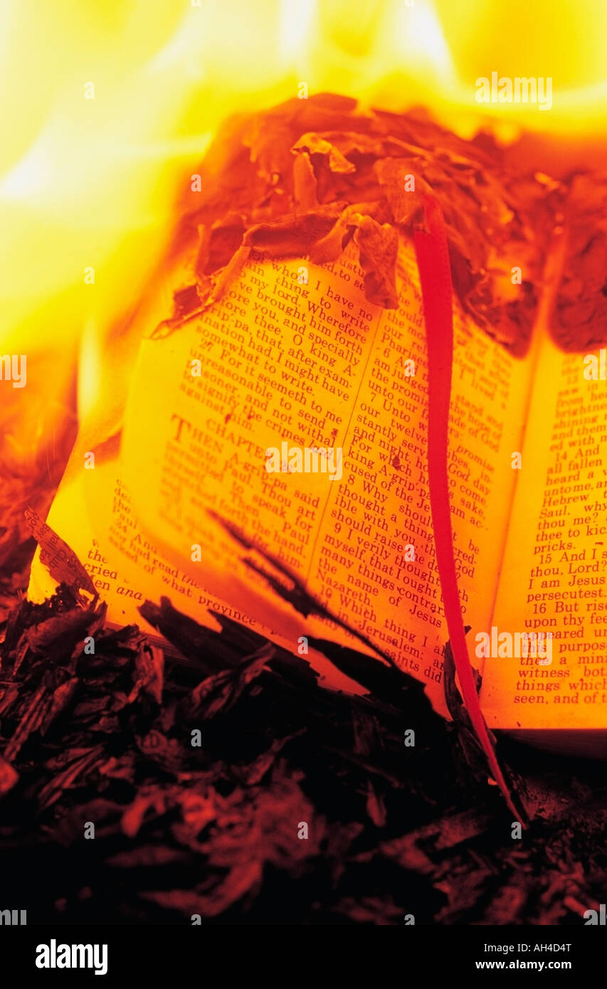 Book burning hires stock photography and images Alamy