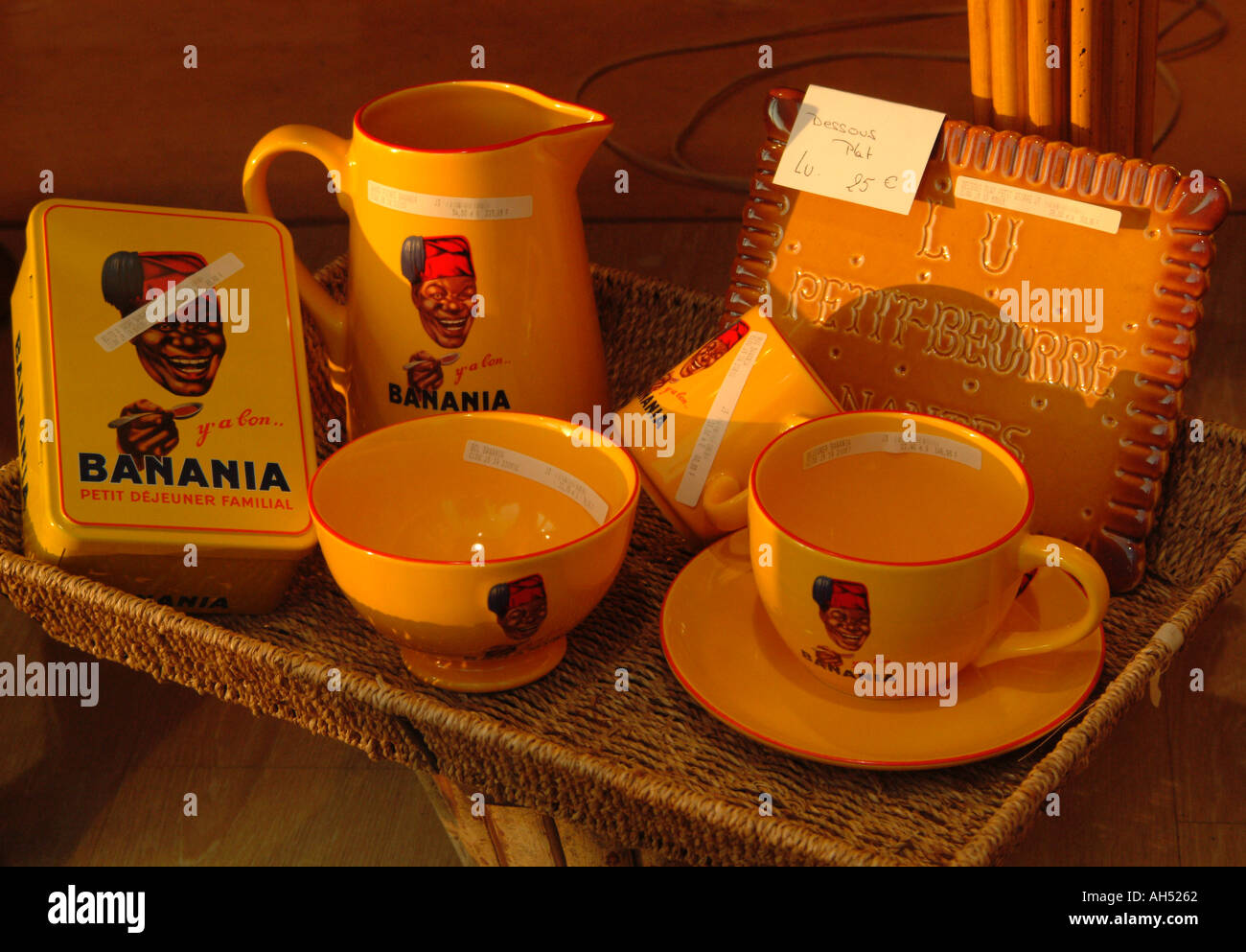 france nord picardy pas de calais ST OMER shop selling designer household  goods banania crockery cups and saucers Stock Photo - Alamy