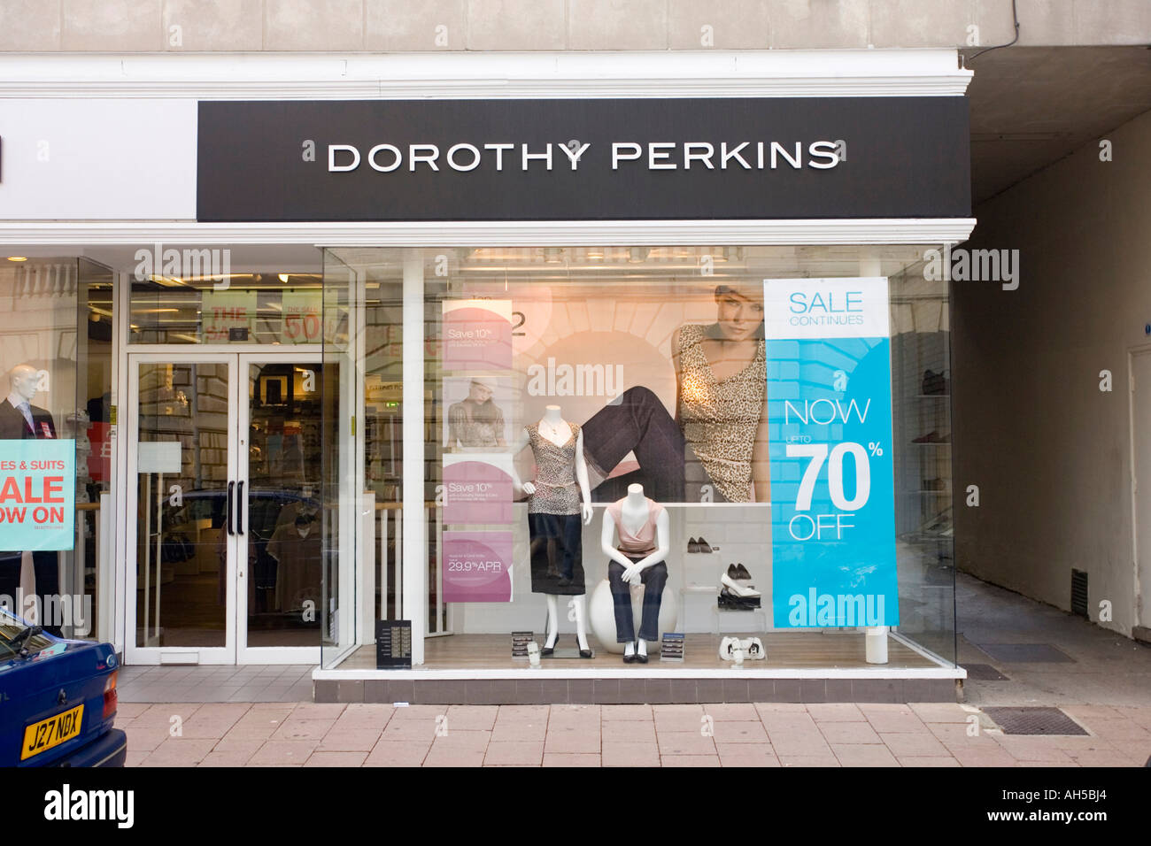 Dorothy perkins store front hi-res stock photography and images - Alamy