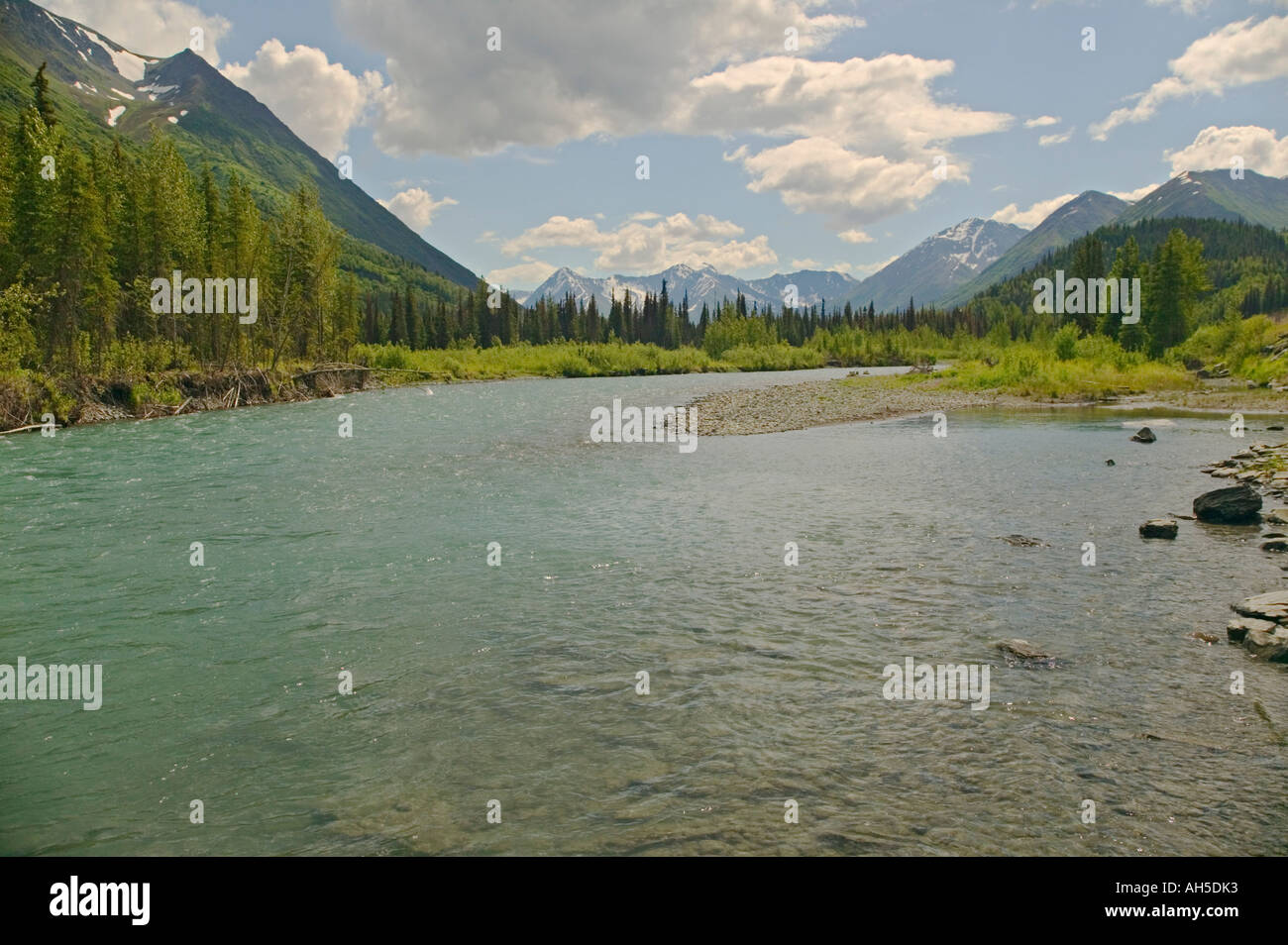 Pristine mountain scenery hi-res stock photography and images - Alamy