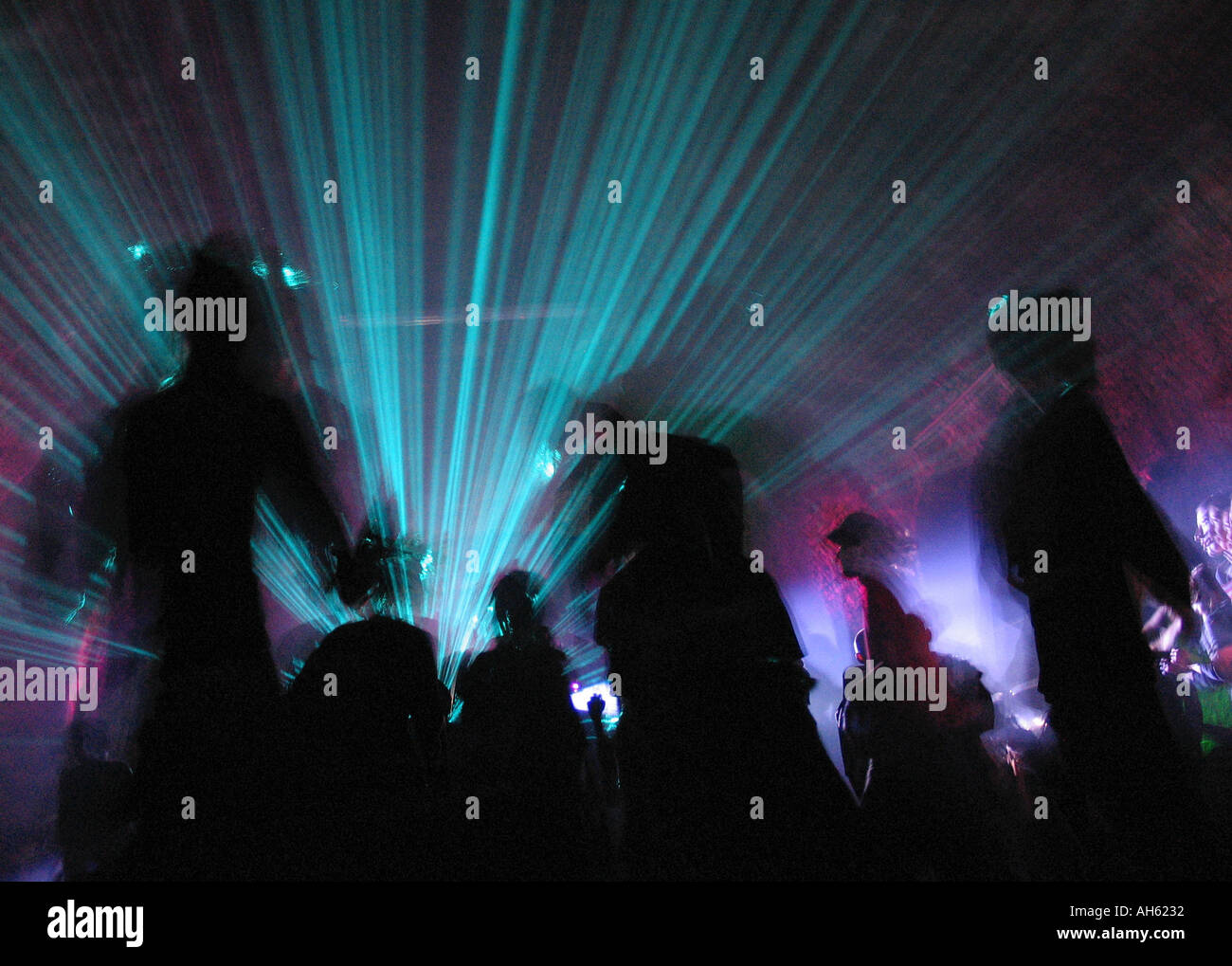 London garage rave hires stock photography and images Alamy
