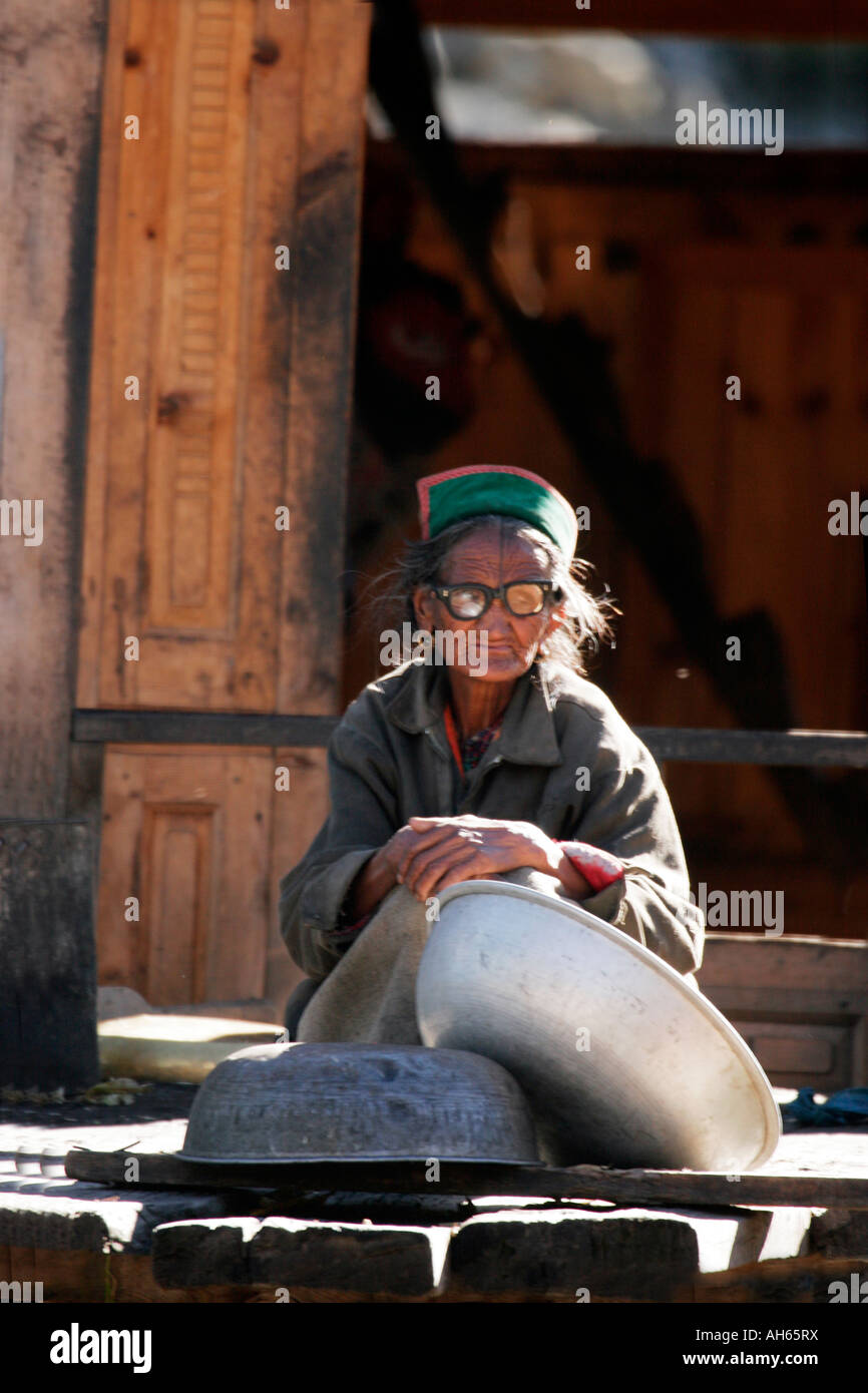 Old lady sitting on porch High Resolution Stock Photography and Images ...