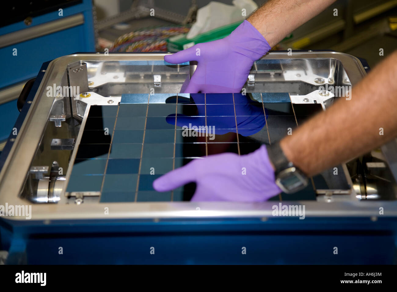 Assembly of the PanSTARRS 1 gigapixel camera the largest digital