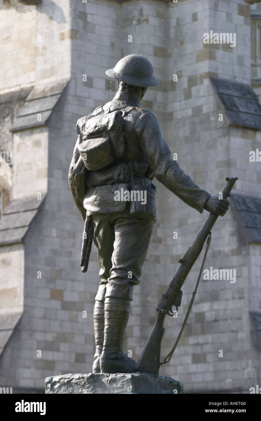 Statue of WW1 Rifleman, King's Royal Rifle Corps Memorial, Winchester