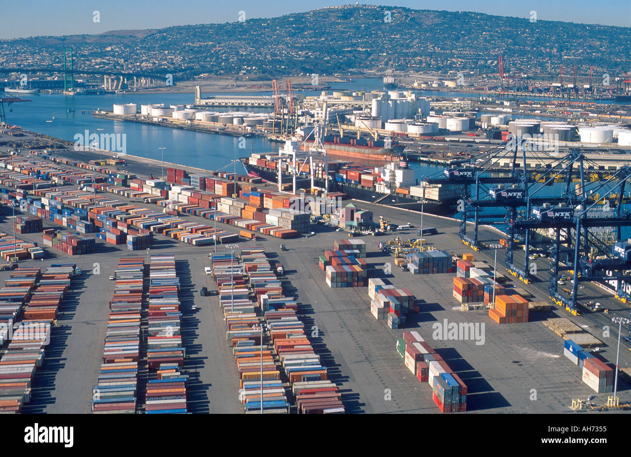 Container yard los angeles hi-res stock photography and images - Alamy