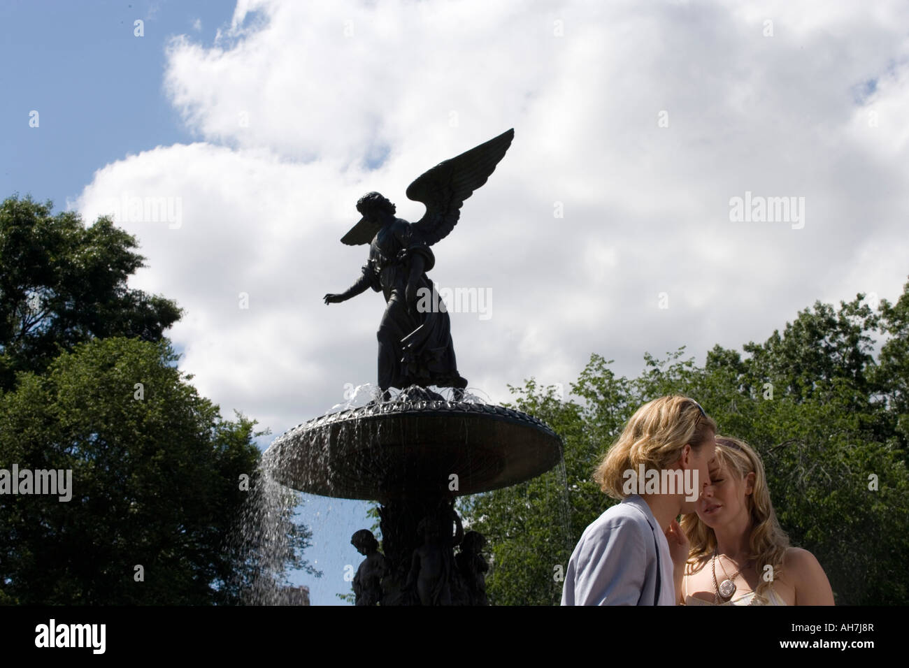 Young couple in a park, Central Park, Manhattan, New York City, New York, USA Stock Photo